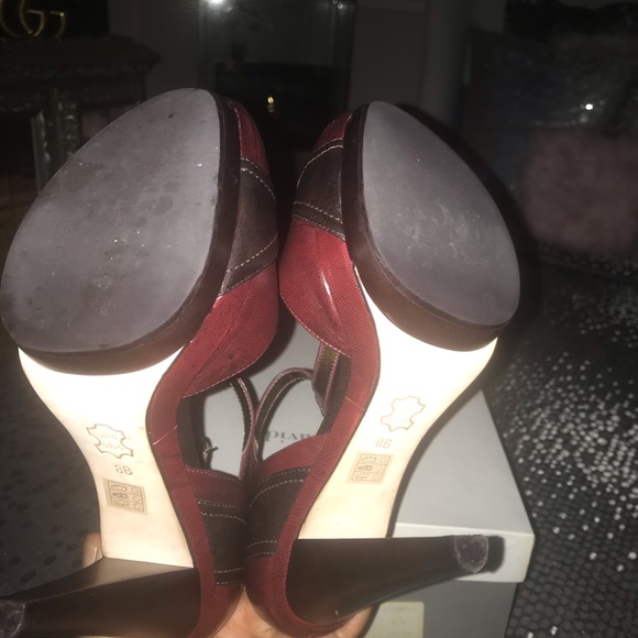 Shoes - Picture 4 of 5